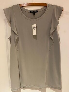 NWT Banana Republic Women's Light Gray Ruffle Sleeve Top